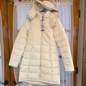 Bench Women's xsmall Cream Hooded Puffer Coat